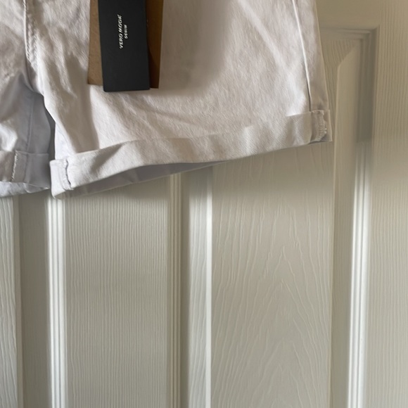 NEW Vero Moda sustainable white denim shorts - Picture 4 of 8